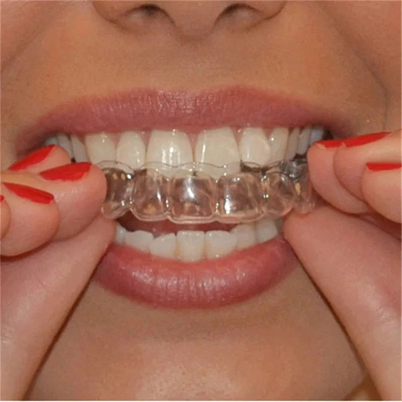 1/2/3/4/5/6 Paia di Paradenti  - Teeth Whitening Quotes recensione e prezzo